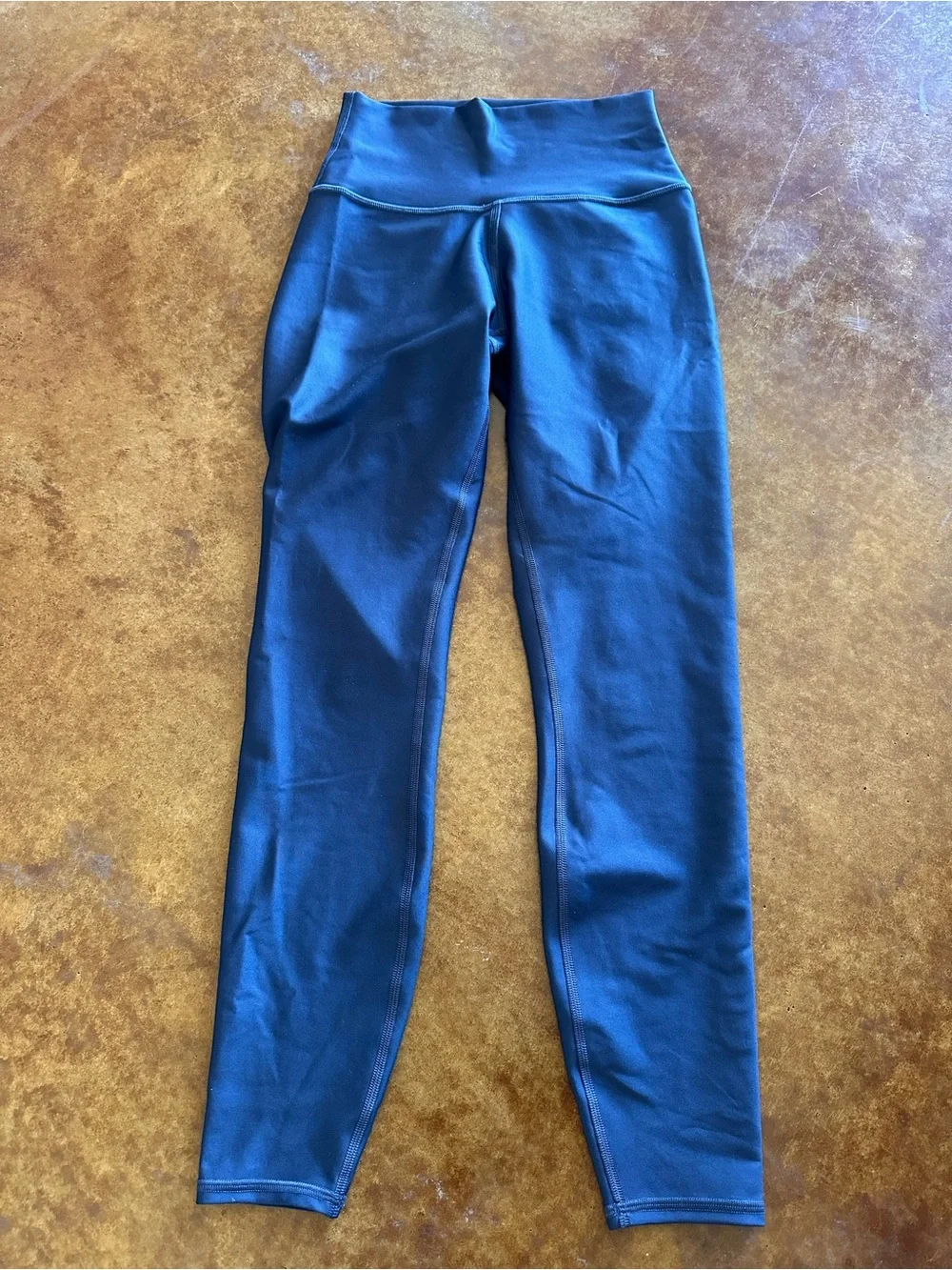 ALO airlift High-Waist Navy Leggings 7/8”